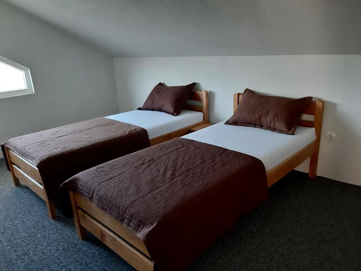 Apartment Karlo Kruševo